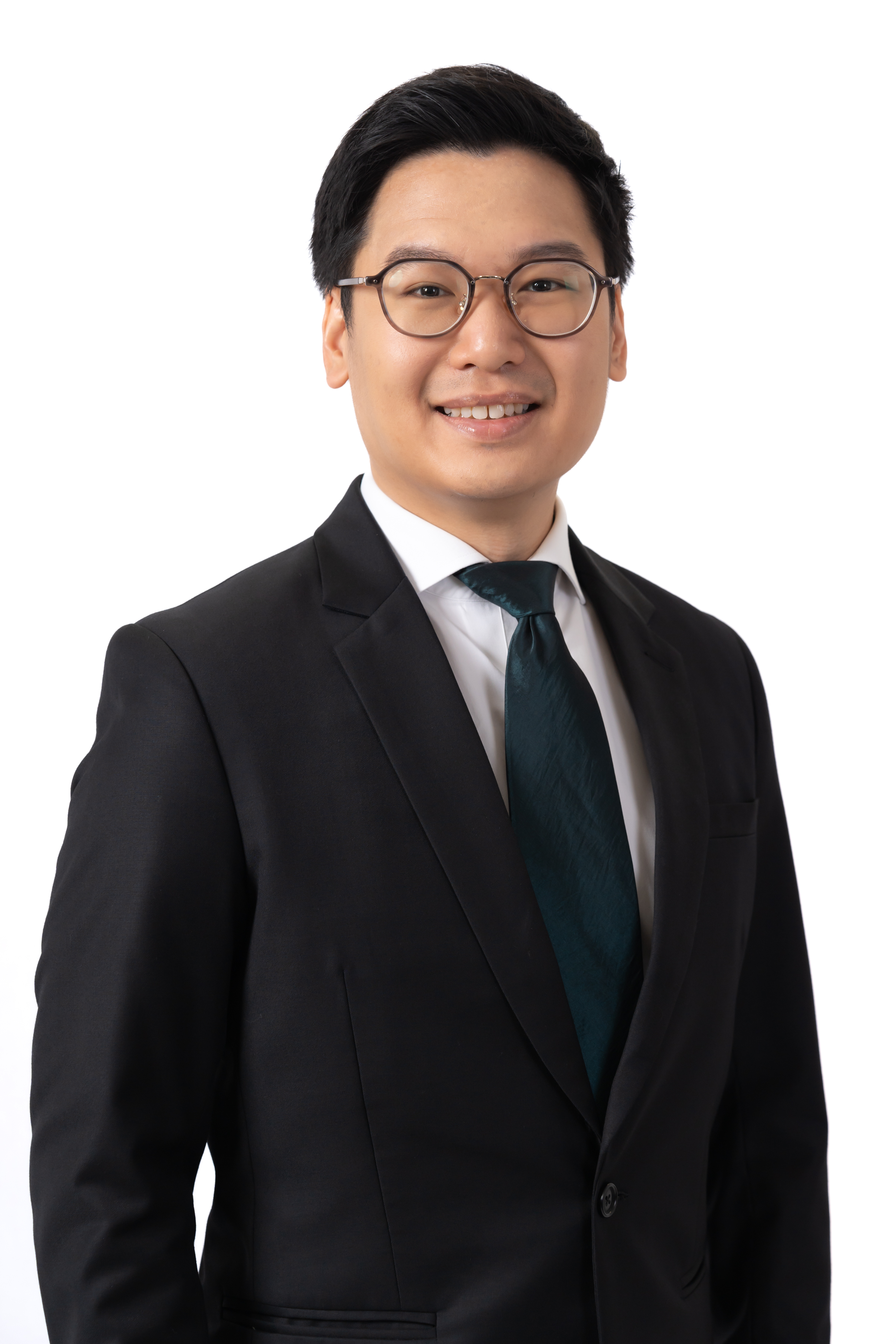 Photo of Dr Matthias Chen
